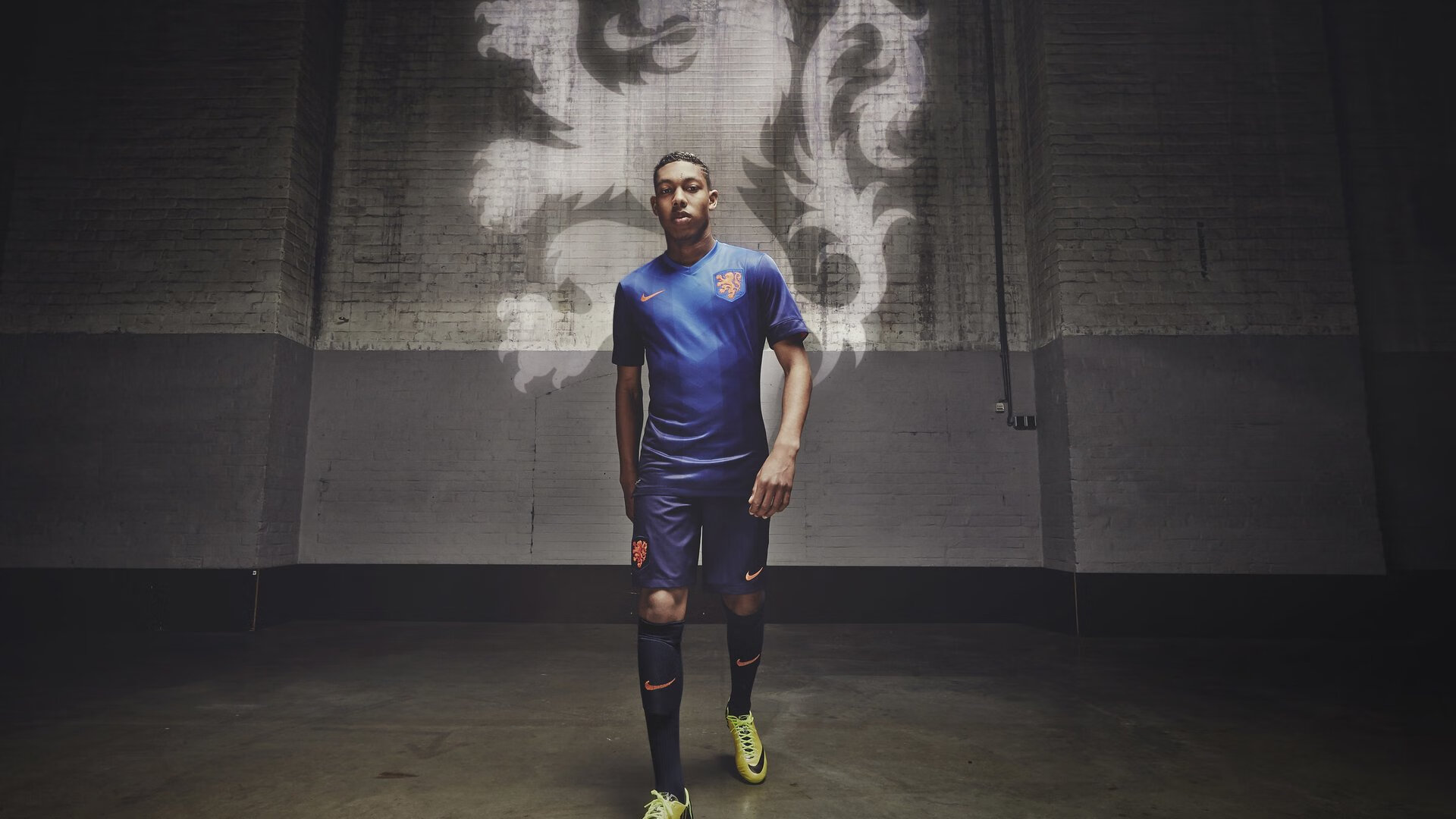 《AI驱动的战术分析：新思路助力职业战队》，ai芯片驱动